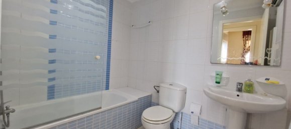 Apartamento de 2 dormitorios en Guardamar del Segura, Spain No. 189827 24