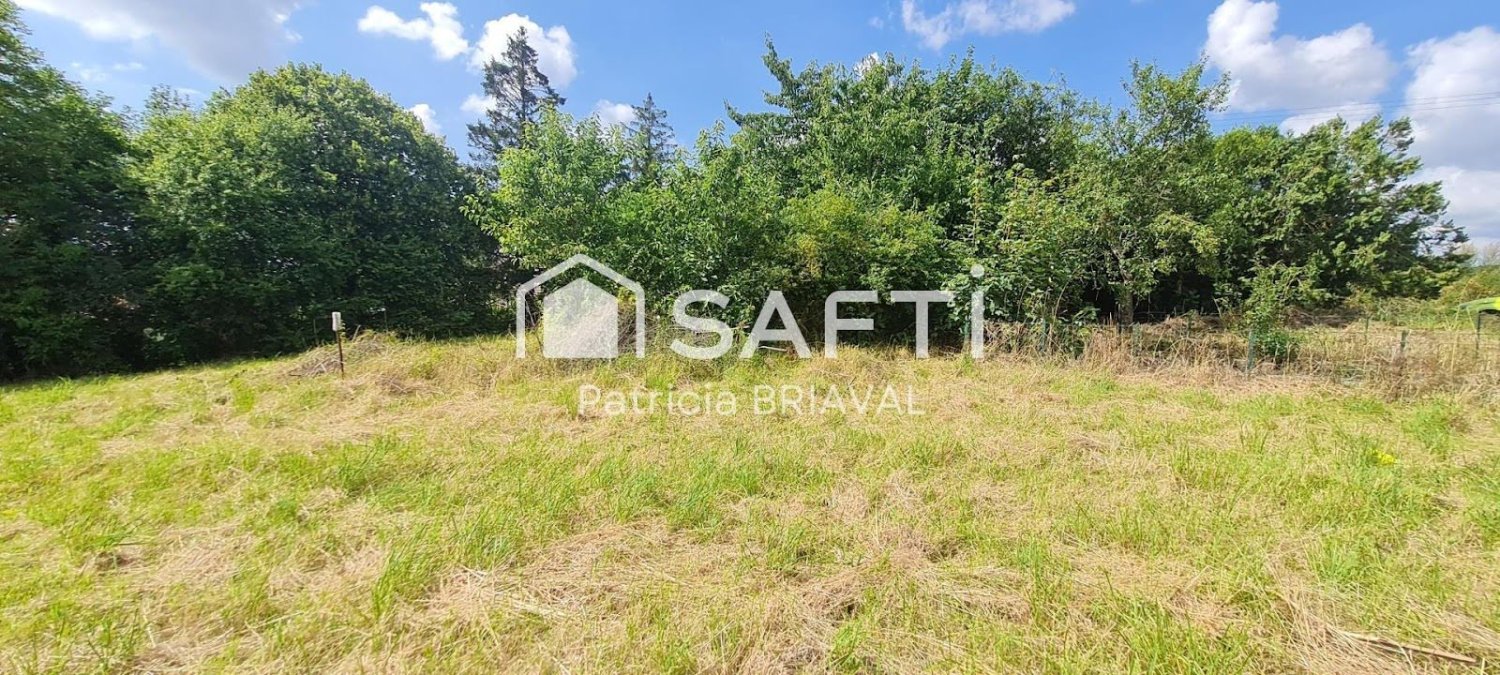 Grundstück in Mont-Saint-Eloi, France 1645m², Nr. 260537