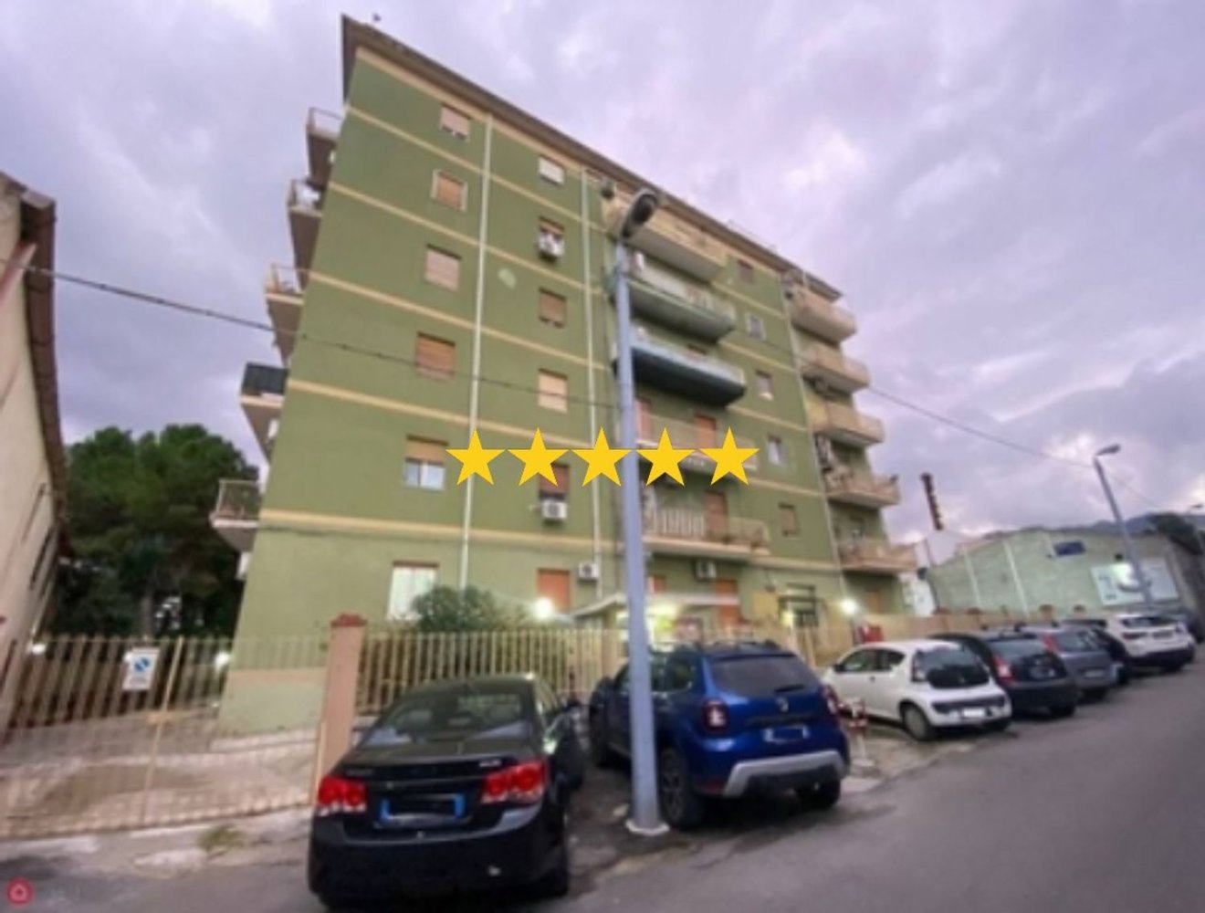 Квартира с 3 спальнями в Палермо, Италия № 400136