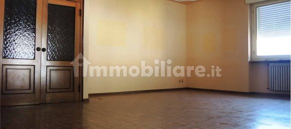 Apartamento de 8 dormitorios en Avio, Italy No. 92912 20