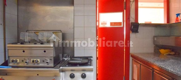 3غرفة عقار تجاري في Pescara, Italy رقم 16688 13