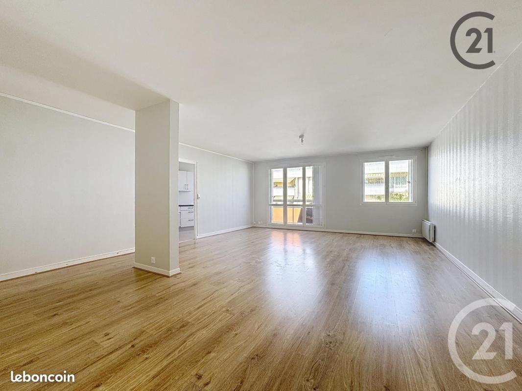 Apartamento de 2 dormitorios en Troyes, France No. 336756