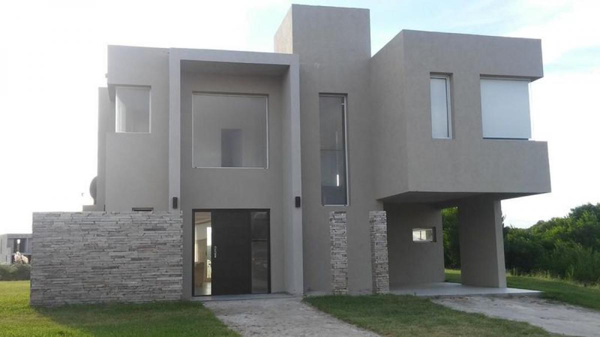 3 bedrooms House in Mar del Plata, Argentina No. 76177