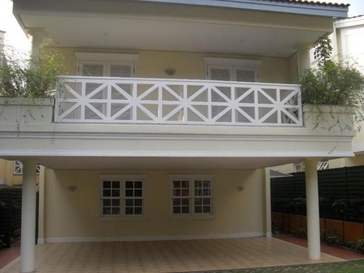 4 bedrooms House in Sao Paulo, Brazil No. 486132