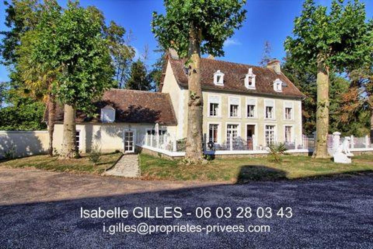 Casa de 5 dormitorios en Caen, France No. 25155