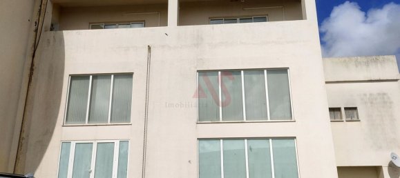 Коммерческая недвижимость 261м² в Феррейраш, Португалия № 10043 30