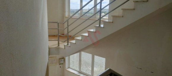 Коммерческая недвижимость 261м² в Феррейраш, Португалия № 10043 28