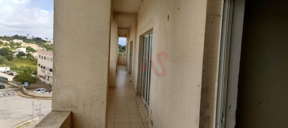 Коммерческая недвижимость 261м² в Феррейраш, Португалия № 10043 14