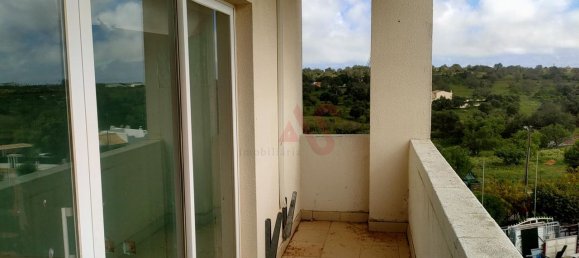 Коммерческая недвижимость 261м² в Феррейраш, Португалия № 10043 22