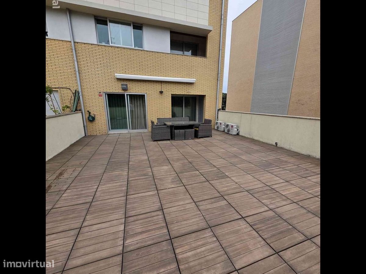 3 bedrooms Apartment in Aguas Santas, Portugal No. 341459