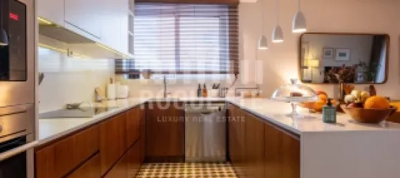 4 bedrooms House in Porto, Portugal No. 100042 14