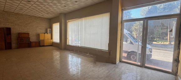 90m² Commercial property in Torrevieja, Spain No. 103290 3