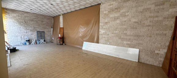 90m² Commercial property in Torrevieja, Spain No. 103290 6