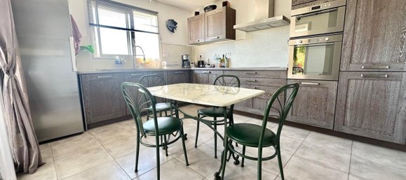 3 bedrooms Villa in Narbonne, France No. 309079 4