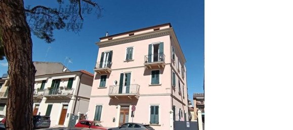 3 rooms Apartment in San Benedetto del Tronto, Italy No. 85403 16