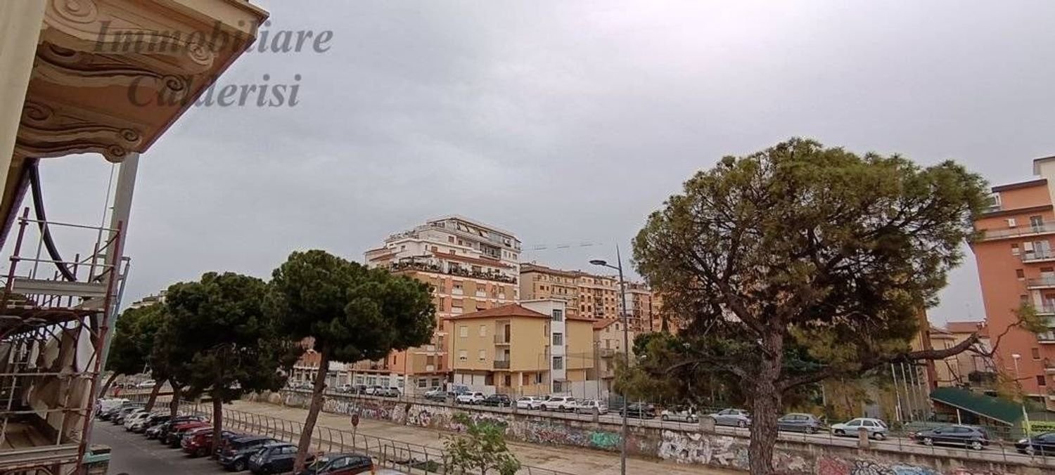 3 rooms Apartment in San Benedetto del Tronto, Italy No. 85403