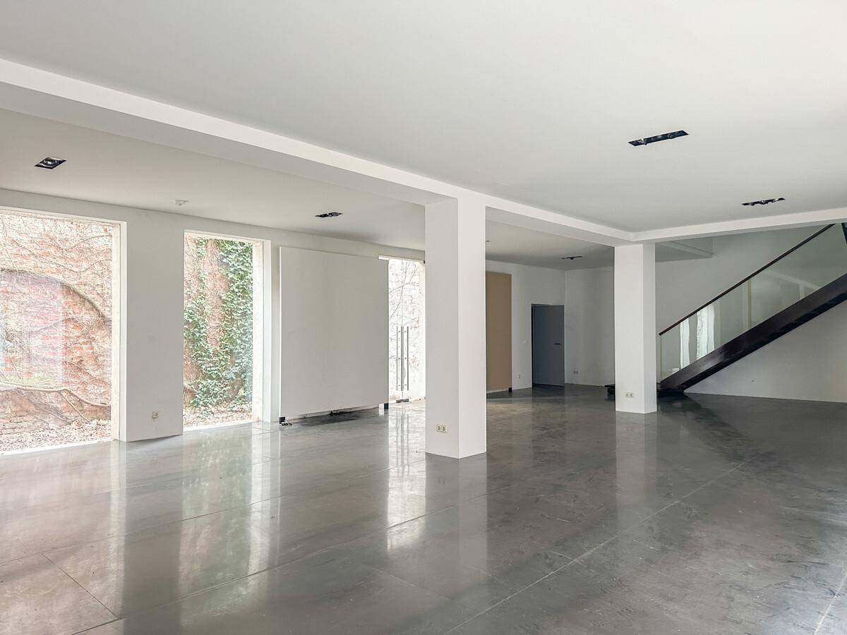  عقار تجاري في Wahring, Austria 579متر مربع رقم 174813