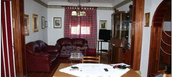 3 Schlafzimmer Wohnung in Burgio, Italy, Nr. 278976 3