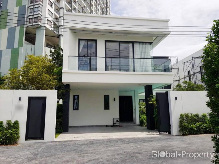 4 Schlafzimmer Haus in Pattaya, Thailand, Nr. 23023