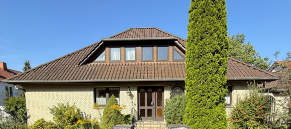 4 bedrooms Townhouse in Schaumburg, Germany No. 287800 2