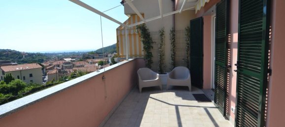 4 rooms Apartment in Toirano, Italy No. 108167 9