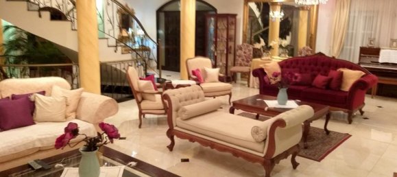 6 bedrooms Villa in Nicosia, Cyprus No. 12831 4