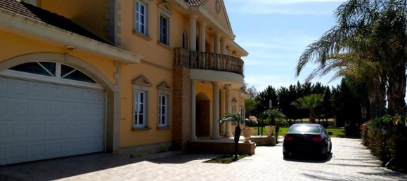 6 bedrooms Villa in Nicosia, Cyprus No. 12831 7