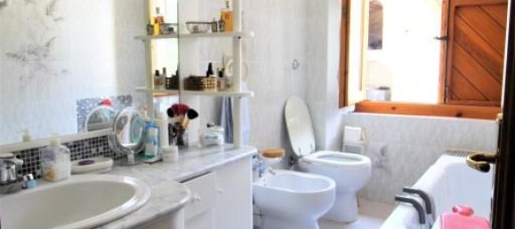 Villa de 7 habitaciónes en Montevarchi, Italy No. 235570 40