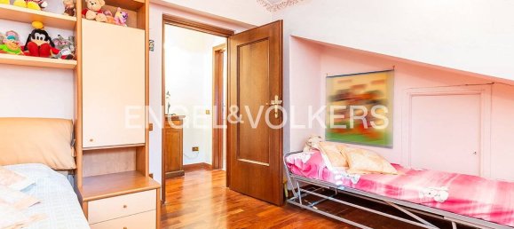 6 chambres Villa à Monte Porzio Catone, Italy No. 128396 3