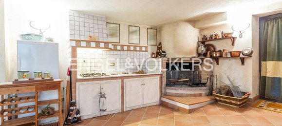 6 chambres Villa à Monte Porzio Catone, Italy No. 128396 10