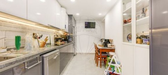 3 Schlafzimmer Wohnung in Cascais, Portugal, Nr. 290933 2