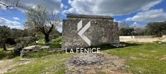 Casa de 3 habitaciónes en Locorotondo, Italy No. 24384 26