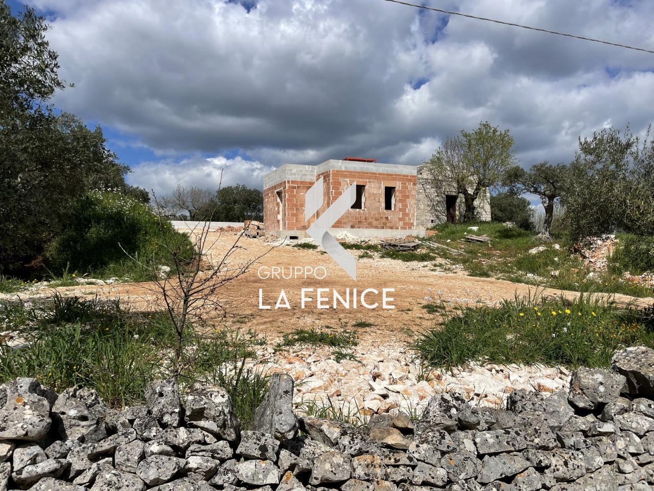 Casa de 3 habitaciónes en Locorotondo, Italy No. 24384