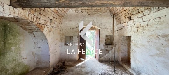 Casa de 3 habitaciónes en Locorotondo, Italy No. 24384 46