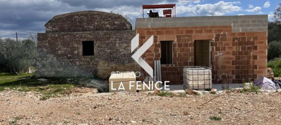 Casa de 3 habitaciónes en Locorotondo, Italy No. 24384 31