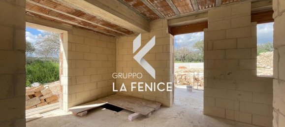 Casa de 3 habitaciónes en Locorotondo, Italy No. 24384 40