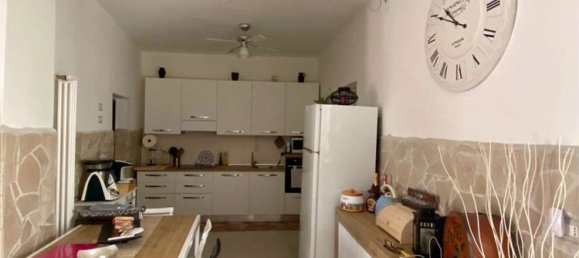 Casa de 9 habitaciónes en Squinzano, Italy No. 309061 9