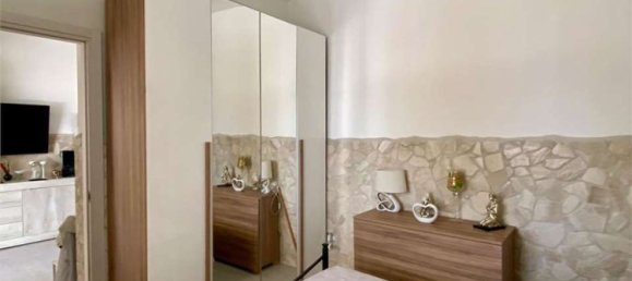 Casa de 9 habitaciónes en Squinzano, Italy No. 309061 12