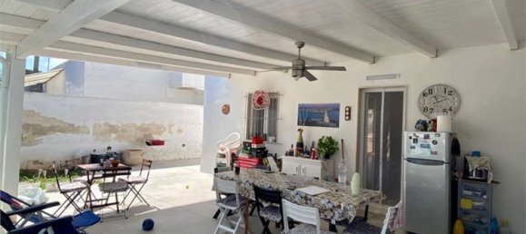 Casa de 9 habitaciónes en Squinzano, Italy No. 309061 44