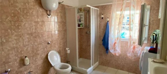 Casa de 9 habitaciónes en Squinzano, Italy No. 309061 19