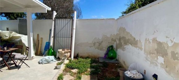 Casa de 9 habitaciónes en Squinzano, Italy No. 309061 46