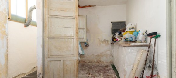 3 bedrooms Apartment in Catania, Italy No. 340743 42