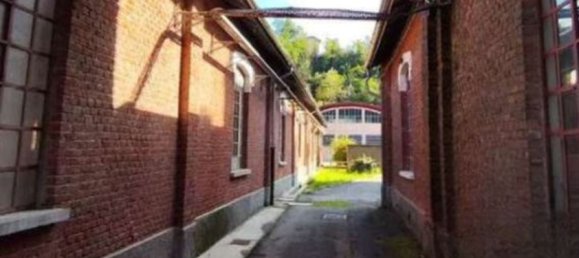 789m² Warehouse in Fagnano Olona, Italy No. 265089 15