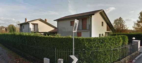 10 rooms House in Inverigo, Italy No. 2876 3