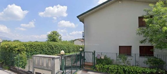 10 rooms House in Inverigo, Italy No. 2876 2