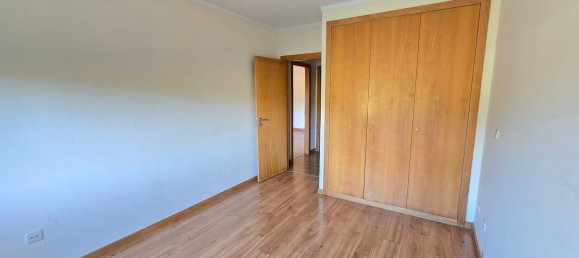 Квартира с 3 спальнями в Вила Нова ди Гая, Португалия № 35389 23