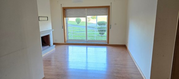 Квартира с 3 спальнями в Вила Нова ди Гая, Португалия № 35389 10