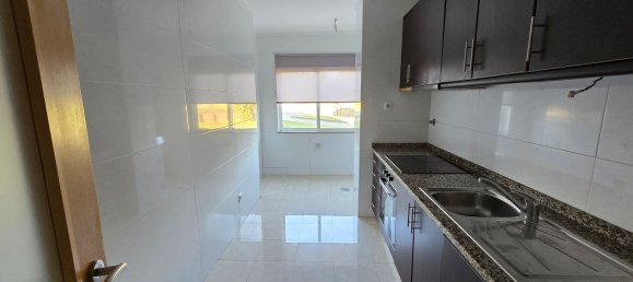 Квартира с 3 спальнями в Вила Нова ди Гая, Португалия № 35389 15