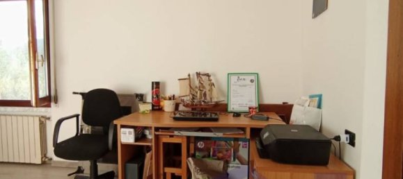 2 Schlafzimmer Haus in Monte Marenzo, Italy, Nr. 344073 2