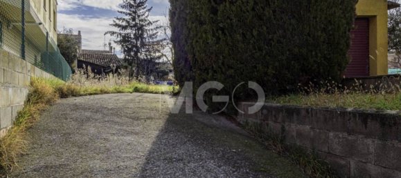 4 bedrooms House in Torello, Spain No. 75522 23